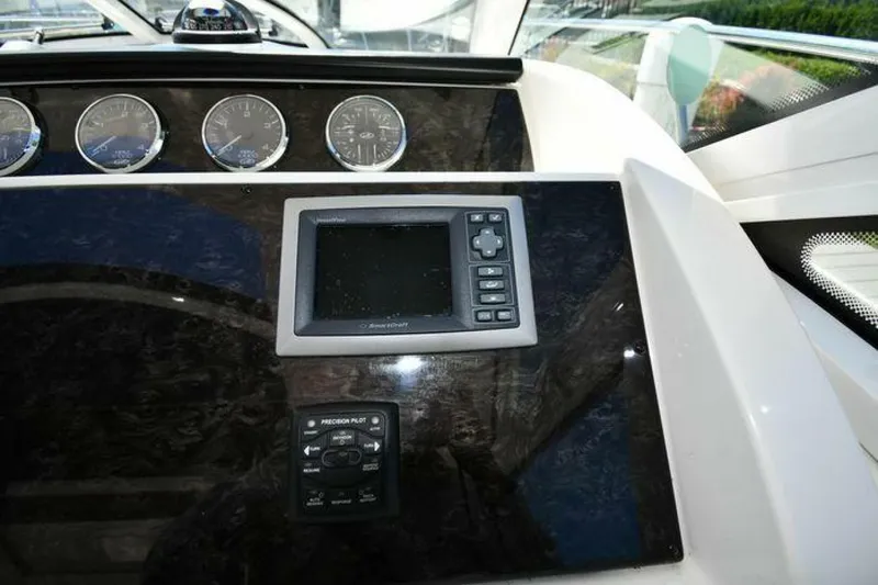 Slide: The Image of Sea Ray 450 Sundancer 2010 - 4960543