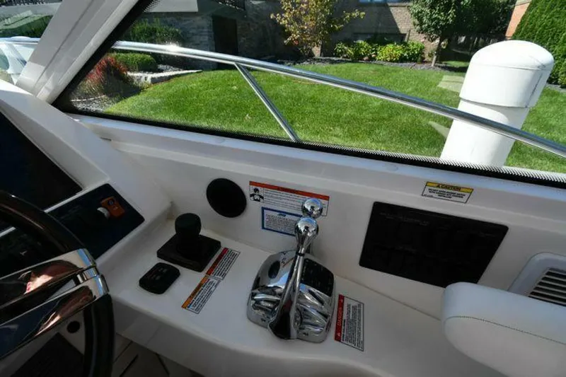 Slide: The Image of Sea Ray 450 Sundancer 2010 - 4960544