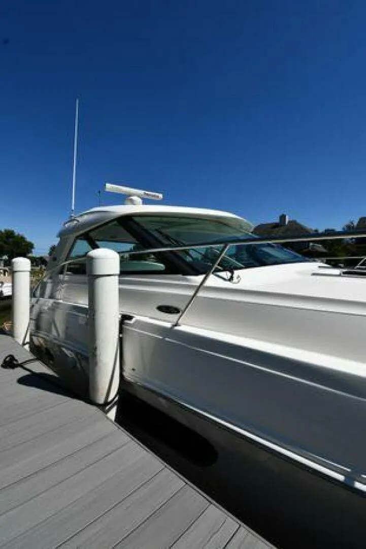 Slide: The Image of Sea Ray 450 Sundancer 2010 - 4960529