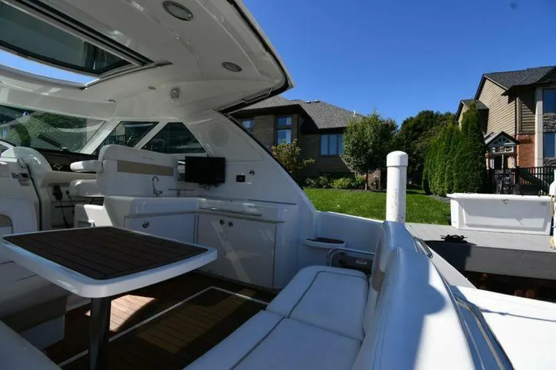 Slide: The Image of Sea Ray 450 Sundancer 2010 - 4960549