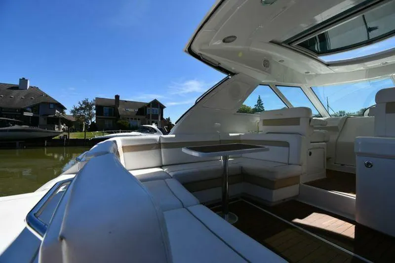 Slide: The Image of Sea Ray 450 Sundancer 2010 - 4960551