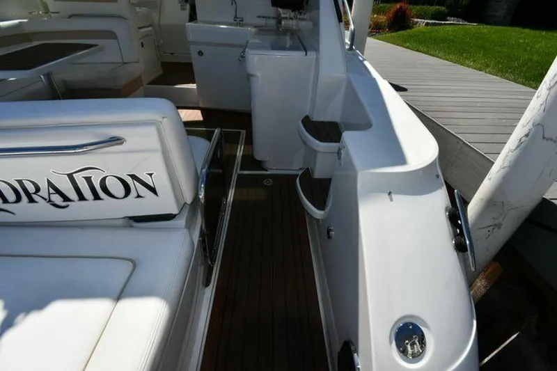 Slide: The Image of Sea Ray 450 Sundancer 2010 - 4960557