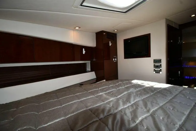 Slide: The Image of Sea Ray 450 Sundancer 2010 - 4960565