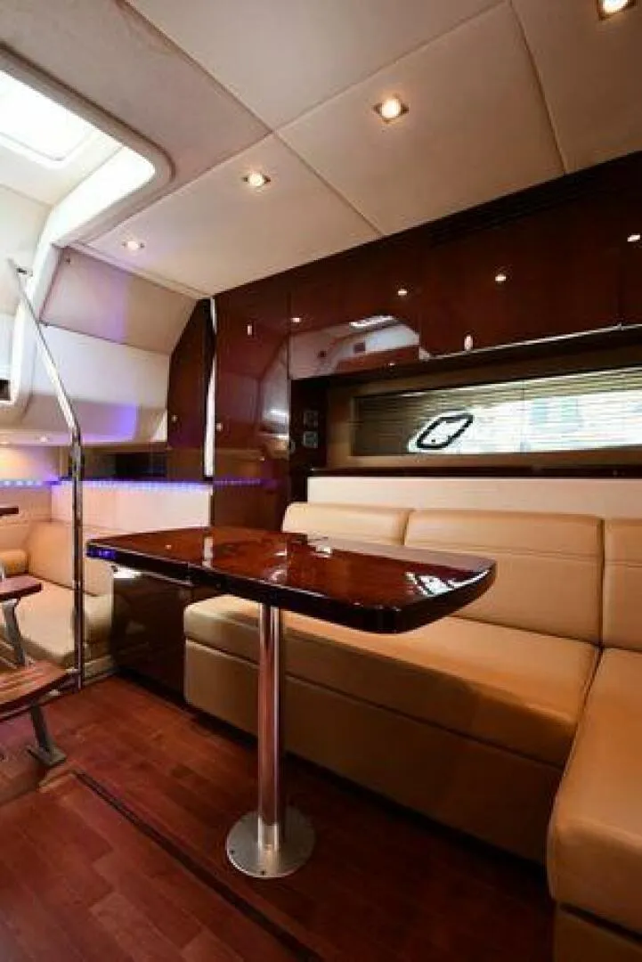 Slide: The Image of Sea Ray 450 Sundancer 2010 - 4960578