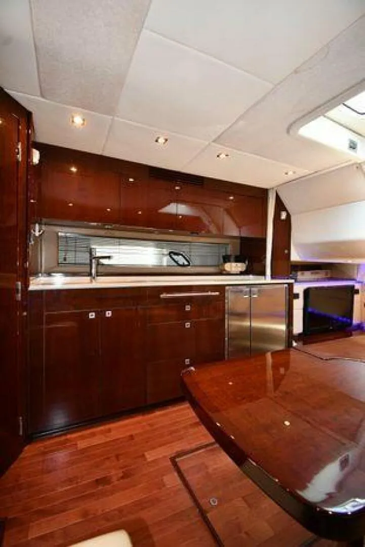 Slide: The Image of Sea Ray 450 Sundancer 2010 - 4960580