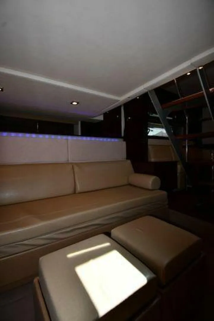 Slide: The Image of Sea Ray 450 Sundancer 2010 - 4960588