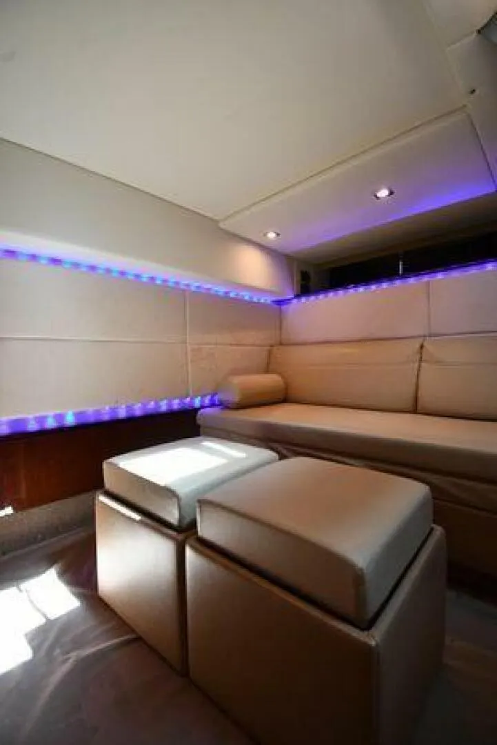 Slide: The Image of Sea Ray 450 Sundancer 2010 - 4960590