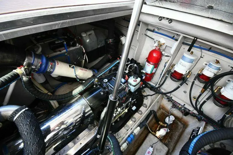 Slide: The Image of Sea Ray 450 Sundancer 2010 - 4960596