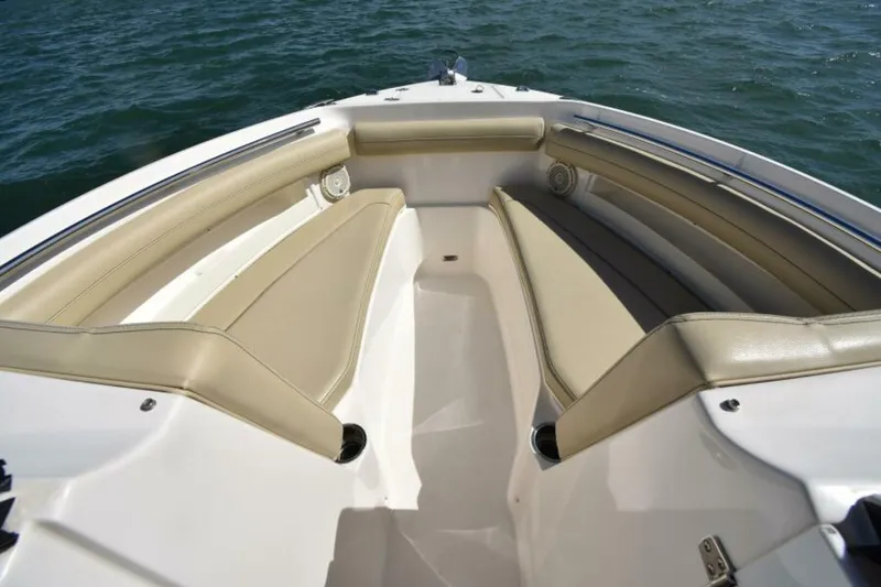 Slide: The Image of 2018 235 Pursuit Dual Console - Bow - 4811505