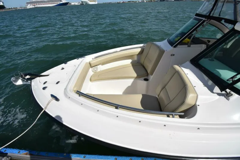 Slide: The Image of 2018 235 Pursuit Dual Console - Bow - 4811517