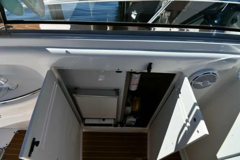 Slide: The Image of Sea Ray 400 Sundancer 1997 - 4961620