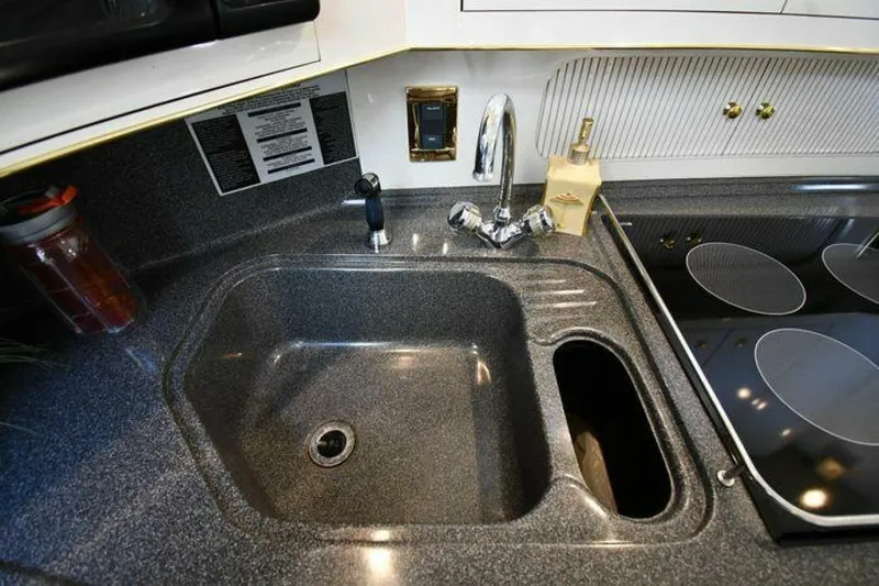 Slide: The Image of Sea Ray 400 Sundancer 1997 - 4961642