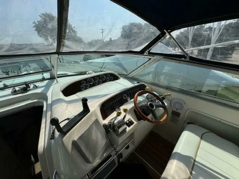 Slide: The Image of Sea Ray 330 Sundancer 1999 - 4812319