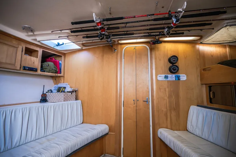 Slide: The Image of Luhrs 40 Open 2000 - 4812826