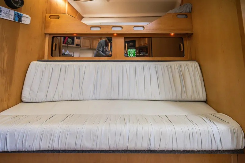 Slide: The Image of Luhrs 40 Open 2000 - 4812827