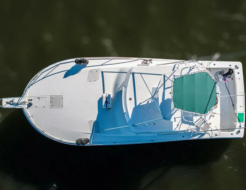 Slide: The Image of Luhrs 40 Open 2000 - 4812816