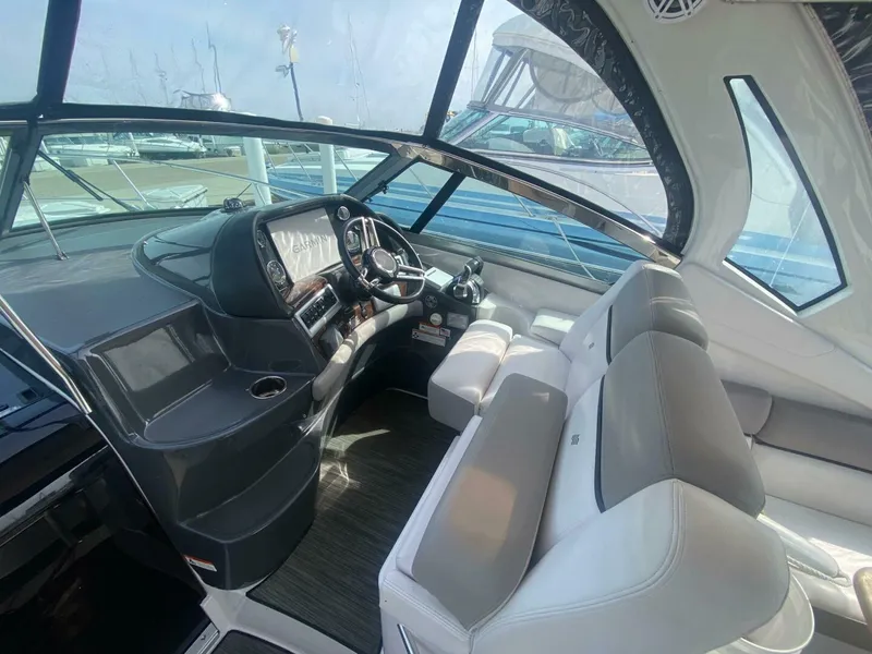 Slide: The Image of Four Winns 355 Vista 2018 - 4812457
