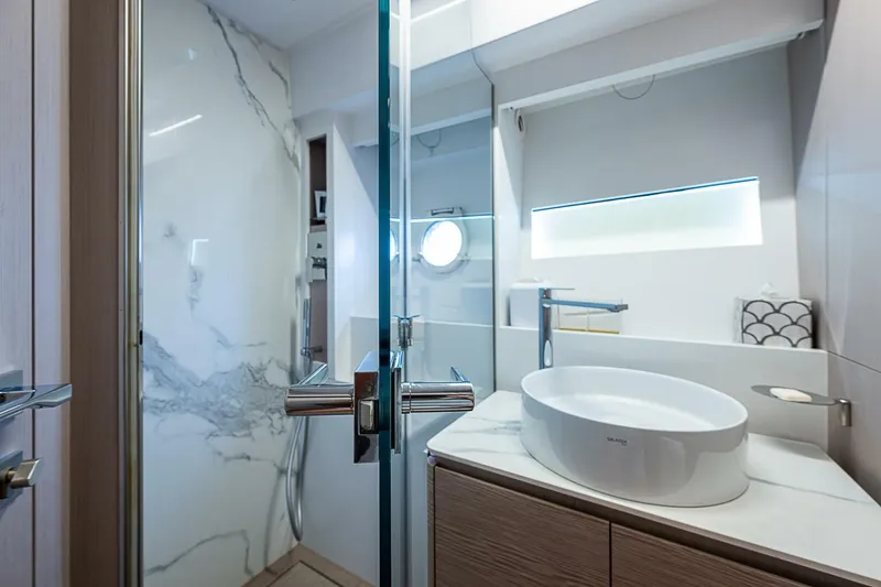 Slide: The Image of Ferretti 500 2021 - 4819526