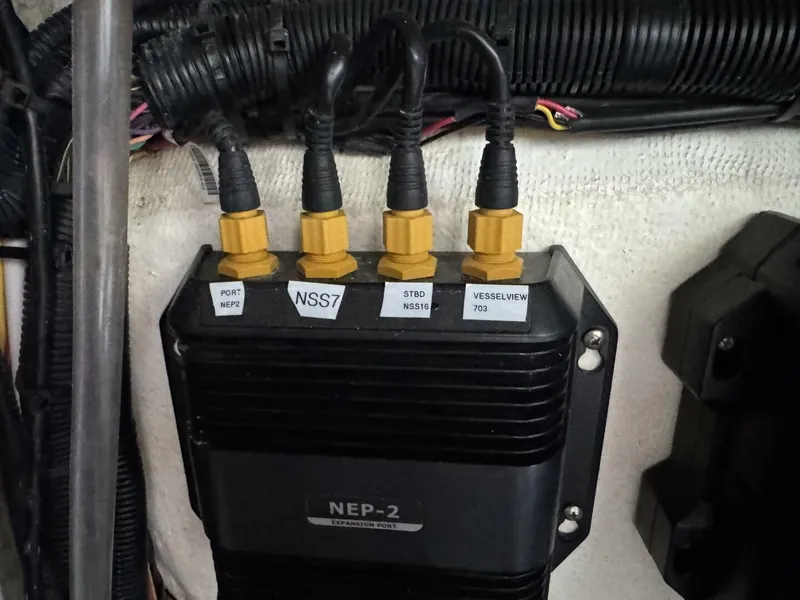 Slide: The Image of Front Runner 36 CC 2023 - 5082799