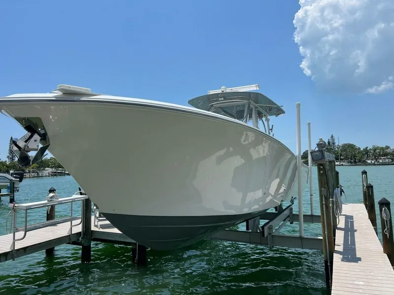 Slide: The Image of Front Runner 36 CC 2023 - 4820559