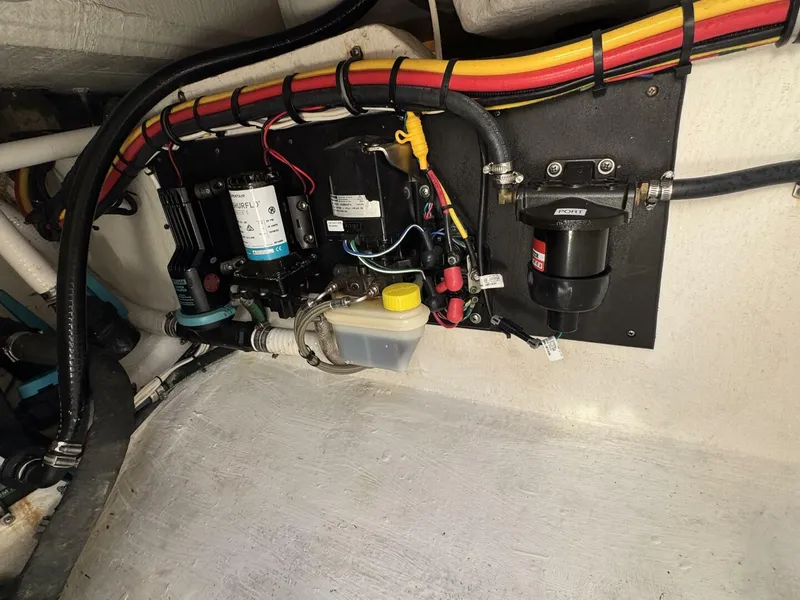 Slide: The Image of Front Runner 36 CC 2023 - 5082829