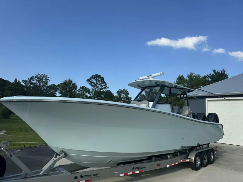 Slide: The Image of Front Runner 36 CC 2024 - 4820725