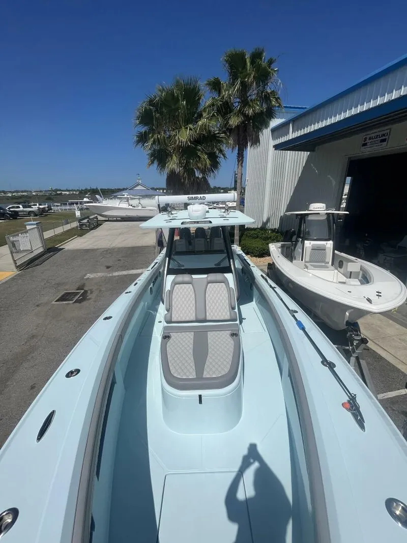 Slide: The Image of Front Runner 36 CC 2024 - 4820734