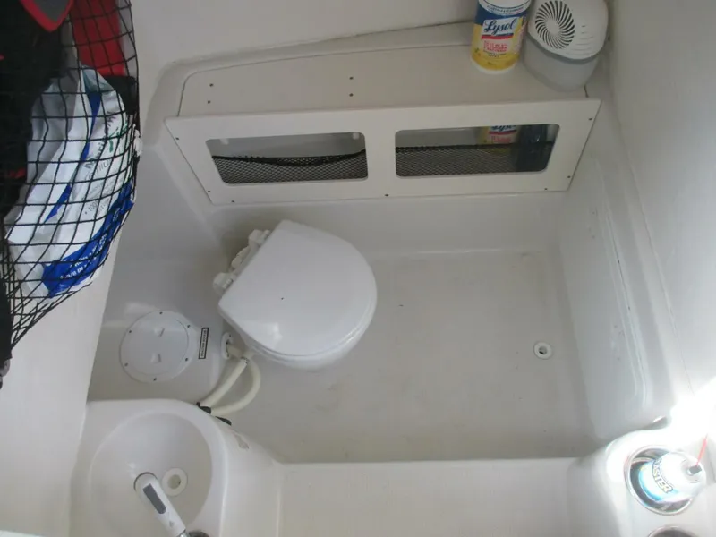 Slide: The Image of Enclosed Electric Marine Head - 4820940