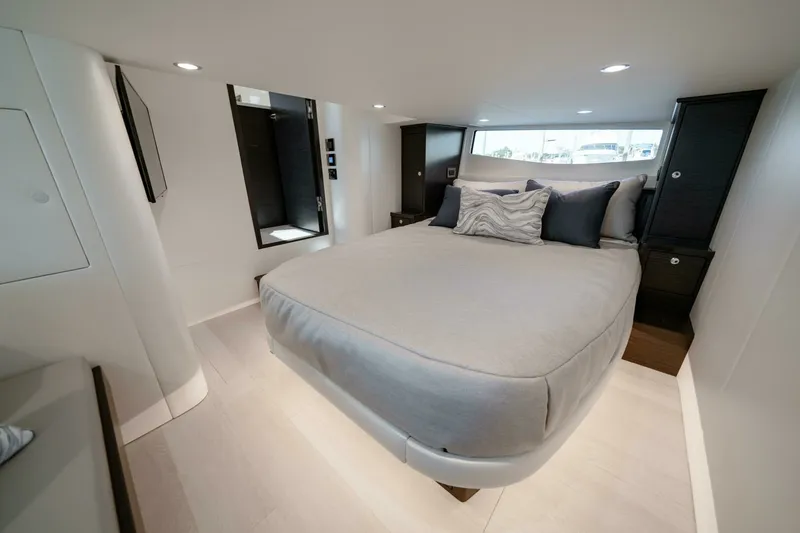 Slide: The Image of 2026 Valhalla Boatworks V-55 Sport - 6314927