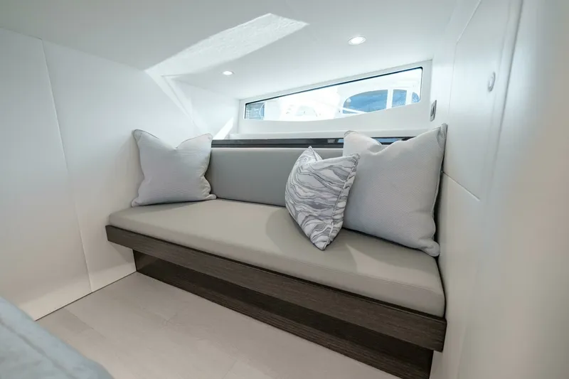 Slide: The Image of 2026 Valhalla Boatworks V-55 Sport - 6314926