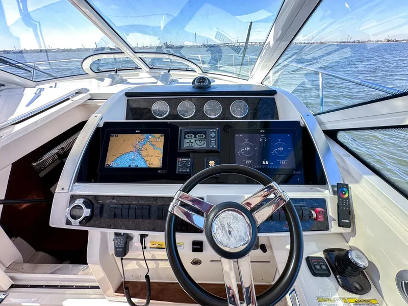 Slide: The Image of 2012 Sea Ray 450 Sundancer Wine Down - 4822072