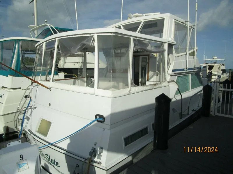 Slide: The Image of 44' Viking starboard aft profile - 4822593