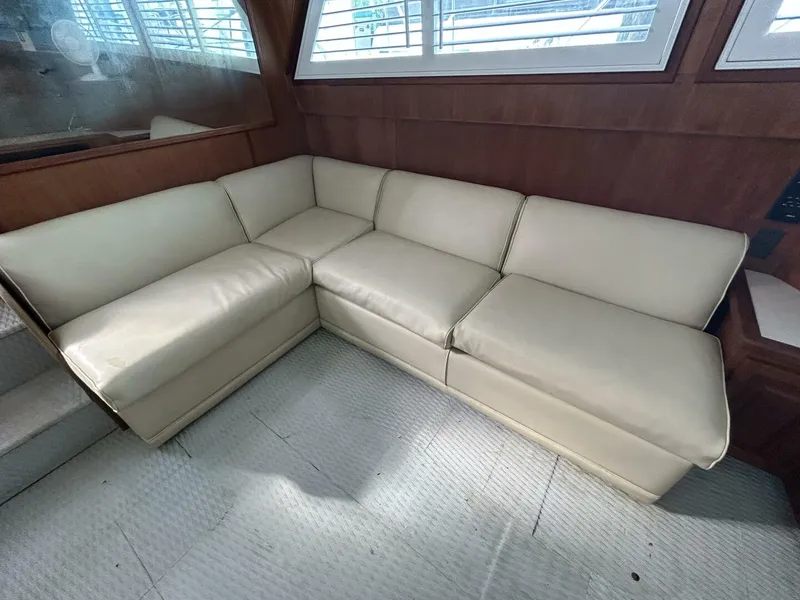 Slide: The Image of 44' Viking salon port seating - 4822588