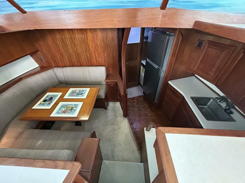Slide: The Image of 44' Viking dinette-galley - 4822519