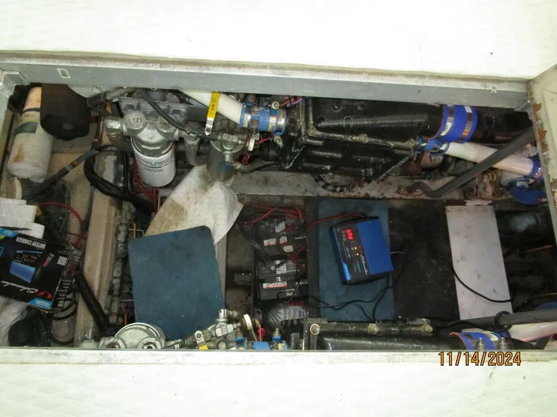 Slide: The Image of 44' Viking engine room access1 - 4822523