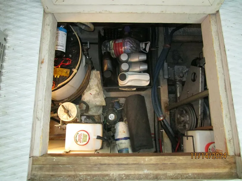 Slide: The Image of 44' Viking engine room access2 - 4822524