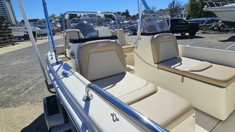 Slide: The Image of Scout 175 Sport Dorado 2022 - 4822888