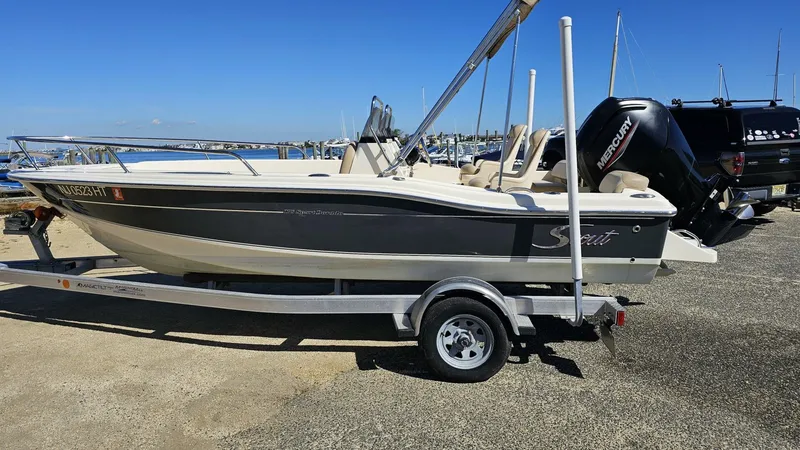 Slide: The Image of Scout 175 Sport Dorado 2022 - 4822905