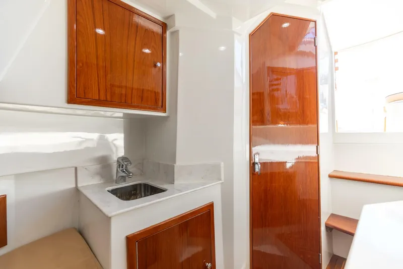 Slide: The Image of 2014 Release 34 Walkaround- Galley 2 - 4823363