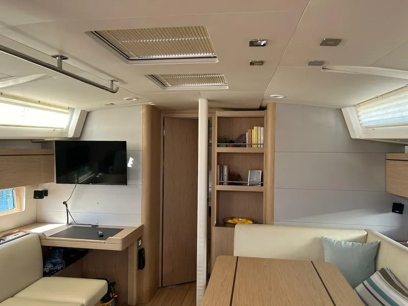 Slide: The Image of Beneteau Oceanis 46.1 2019 - 4902968