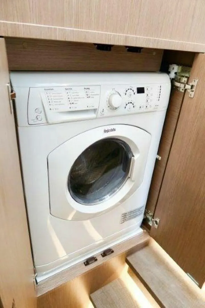 Slide: The Image of Absolute 58 Navetta 2026 - 5505652