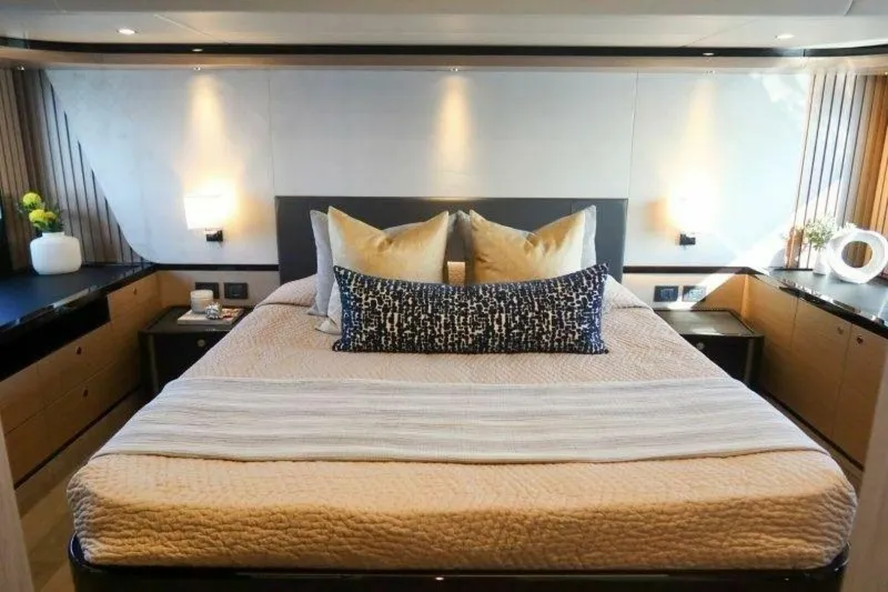 Slide: The Image of Absolute 58 Navetta 2026 - 5505653