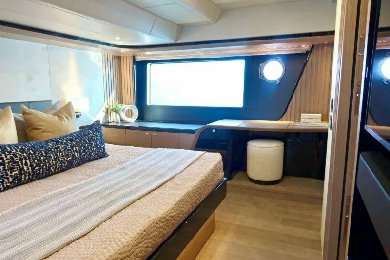 Slide: The Image of Absolute 58 Navetta 2026 - 5505655