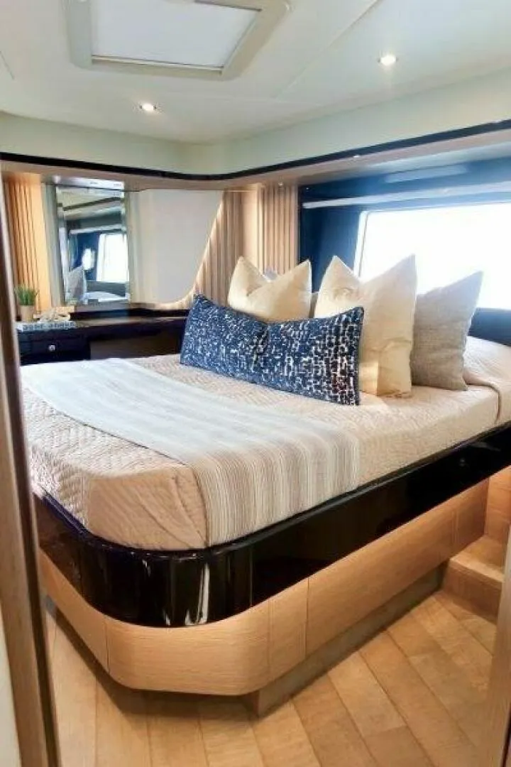 Slide: The Image of Absolute 58 Navetta 2026 - 5505660