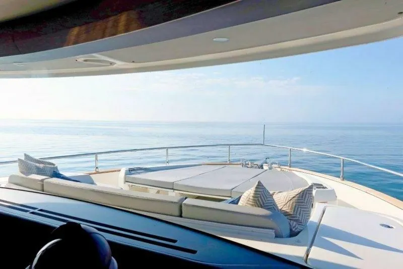 Slide: The Image of Absolute 58 Navetta 2026 - 5505663
