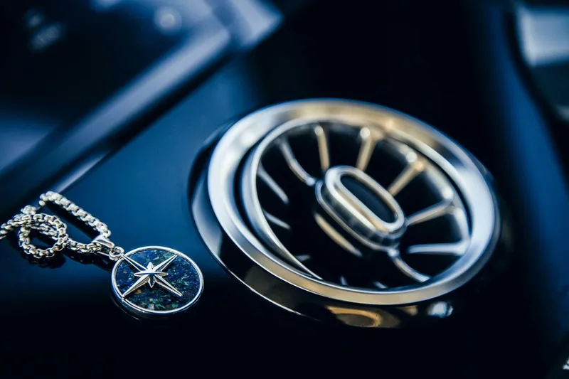 Slide: The Image of Absolute 52 Fly 2026 - 5918940