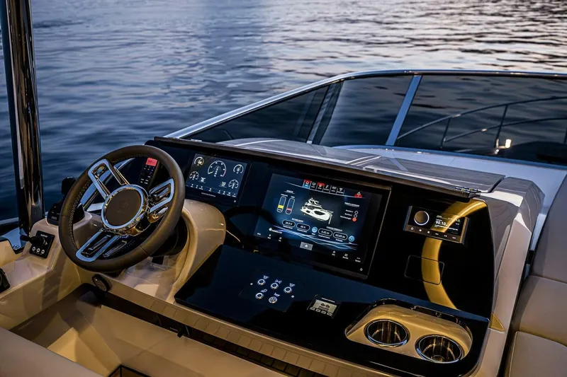 Slide: The Image of Absolute 52 Fly 2027 - 5918926