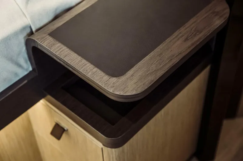 Slide: The Image of Absolute 52 Fly 2027 - 5918943