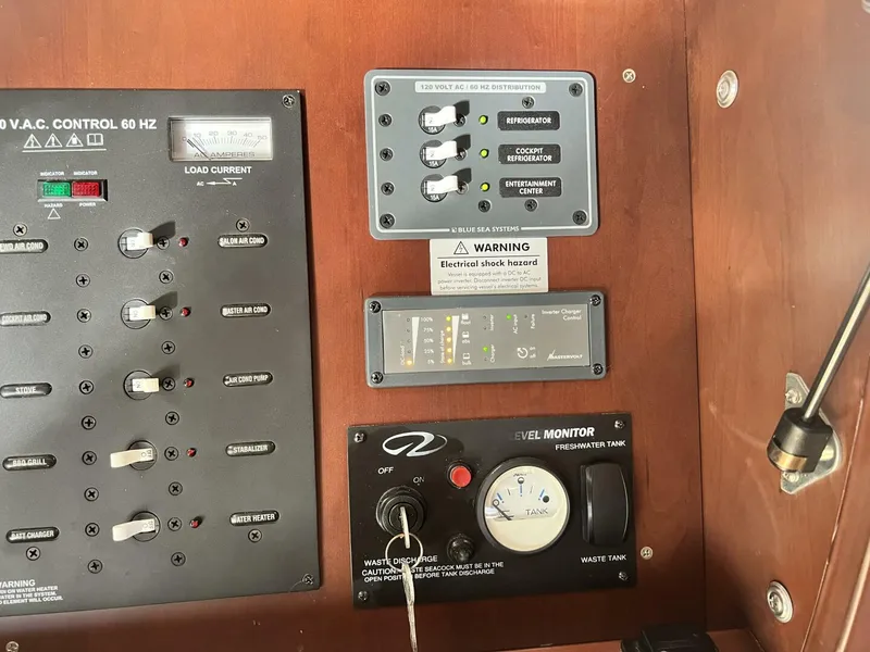 Slide: The Image of Regal 53 Sport Coupe 2015 - 4826804