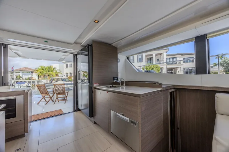 Slide: The Image of Leopard 53 Powercat 2024 - 4826144